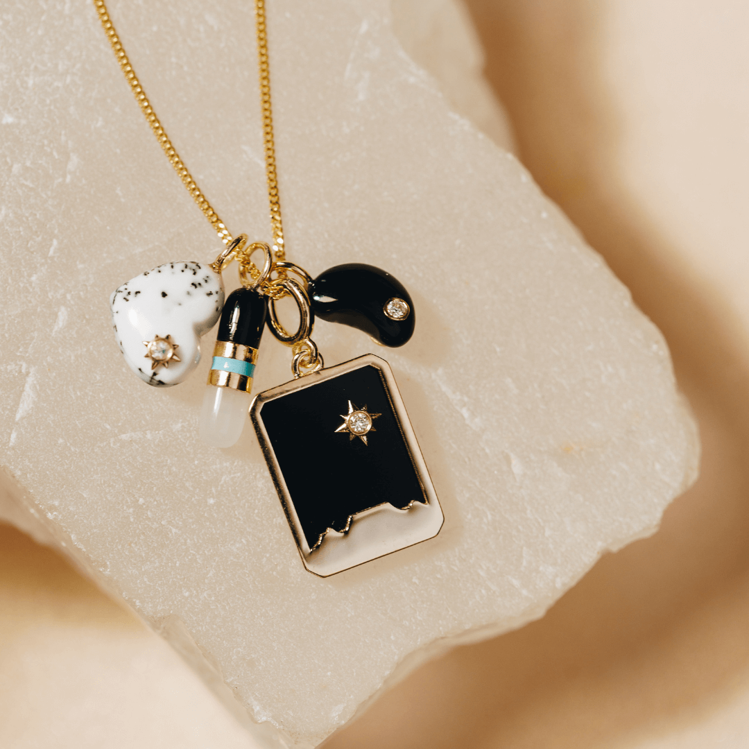 CHILL PILL Onyx Petite Charm image 1