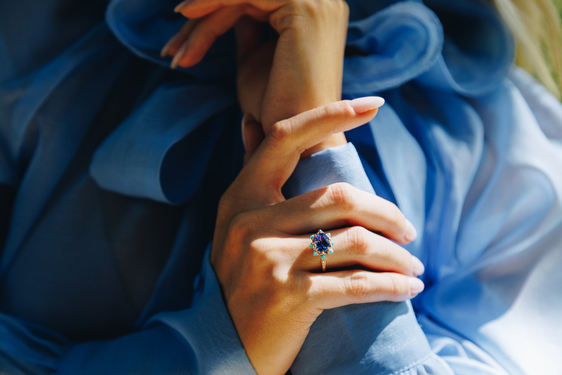 Tanzanite Oval Queen protea Ring