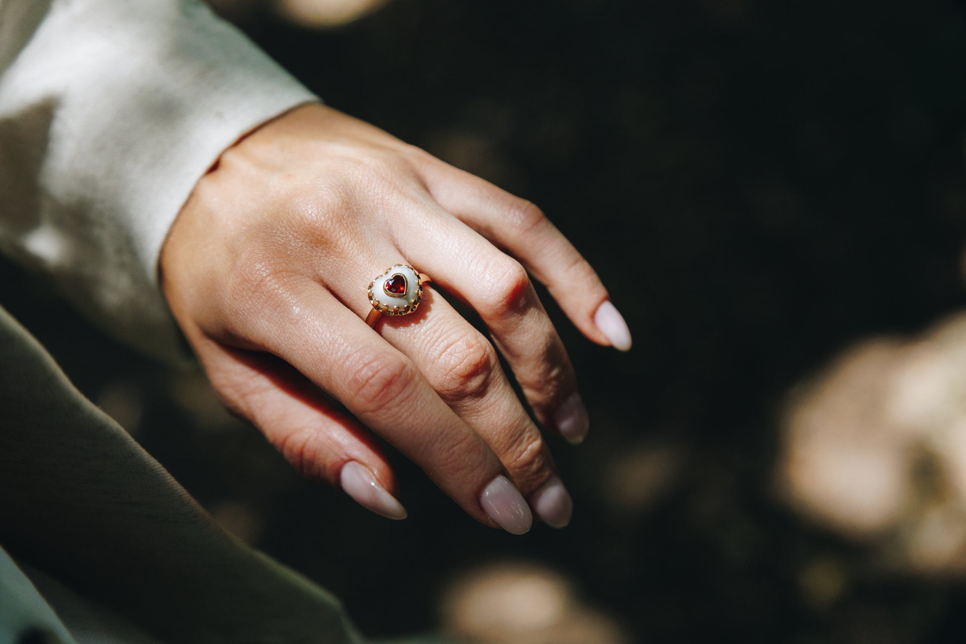 Baroque Inlay Heart Ring